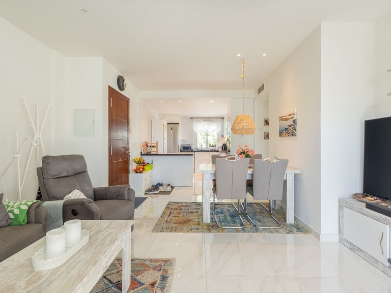 Apartment for Sale in Costa Blanca Torrevieja, Alicante 4
