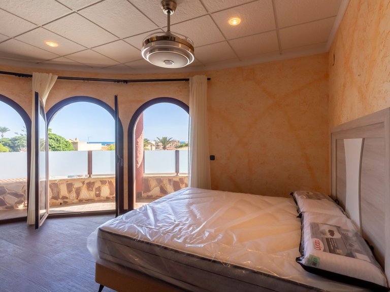 Villa for Sale in Costa Blanca La Zenia, Alicante 16
