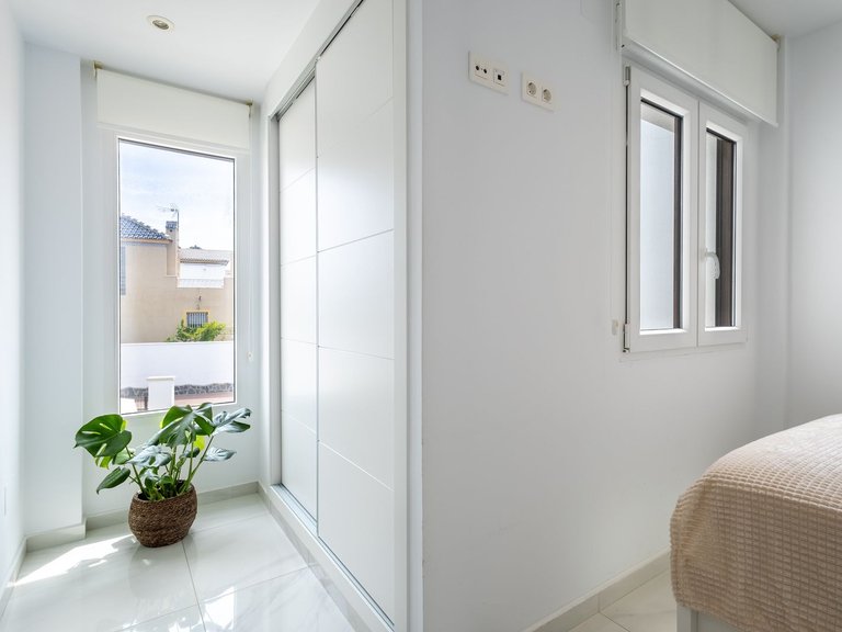 Town House for Sale in Costa Blanca Los Balcones, Alicante 30