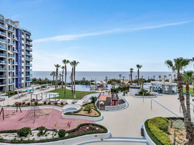 Apartment for Sale in Costa Blanca Punta Prima, Alicante 2