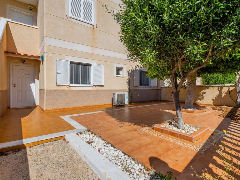 Apartment for Sale in Costa Blanca Playa Flamenca, Alicante 27