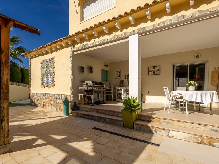 Villa for Sale in Costa Blanca Torrevieja, Alicante 3