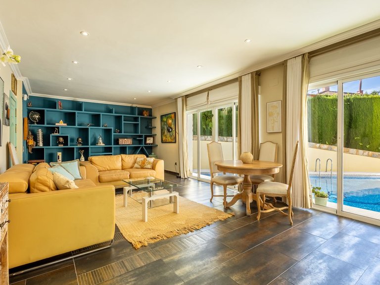 Villa for Sale in Costa Blanca Torrevieja, Alicante 6