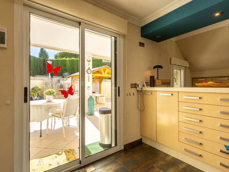 Villa for Sale in Costa Blanca Torrevieja, Alicante 16