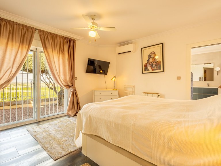 Villa for Sale in Costa Blanca Torrevieja, Alicante 22