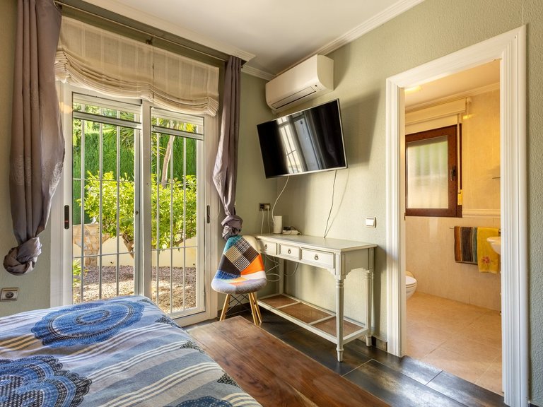 Villa for Sale in Costa Blanca Torrevieja, Alicante 30