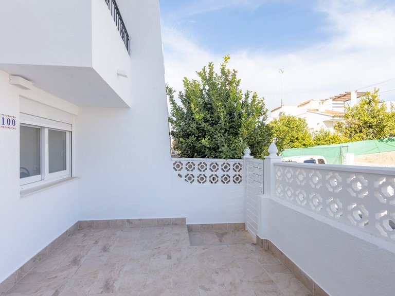 Town House for Sale in Costa Blanca Los Balcones, Alicante 1