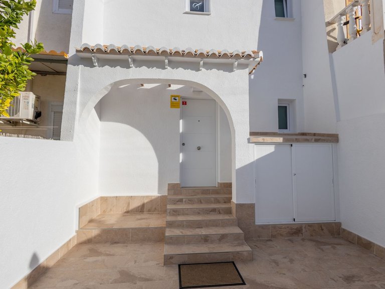 Town House for Sale in Costa Blanca Los Balcones, Alicante 3