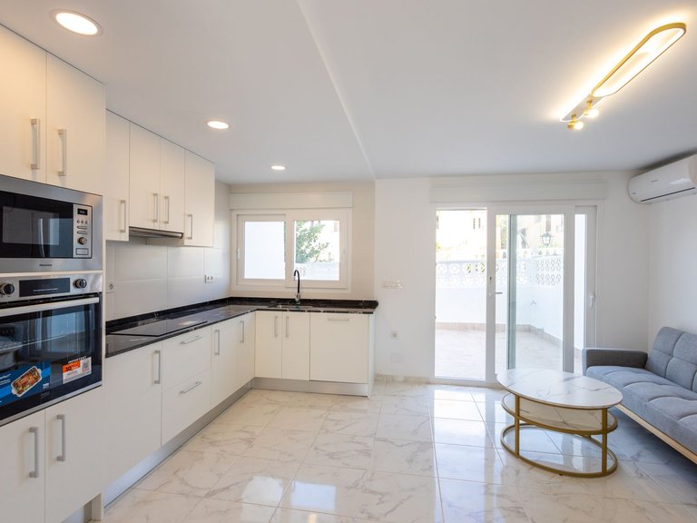 Town House for Sale in Costa Blanca Los Balcones, Alicante 6