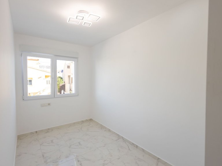 Town House for Sale in Costa Blanca Los Balcones, Alicante 15
