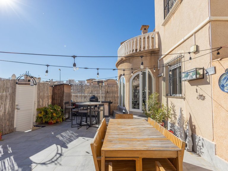 Town House for Sale in Costa Blanca Villamartin, Alicante 4
