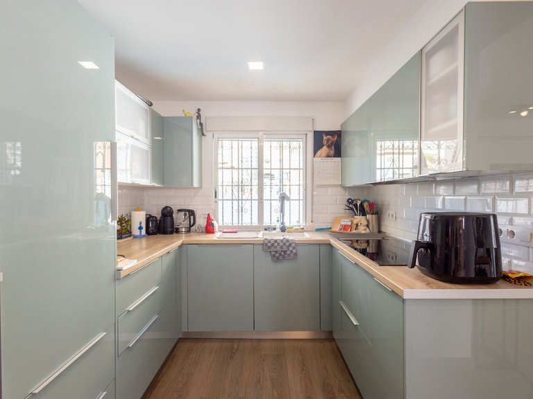 Town House for Sale in Costa Blanca Villamartin, Alicante 10
