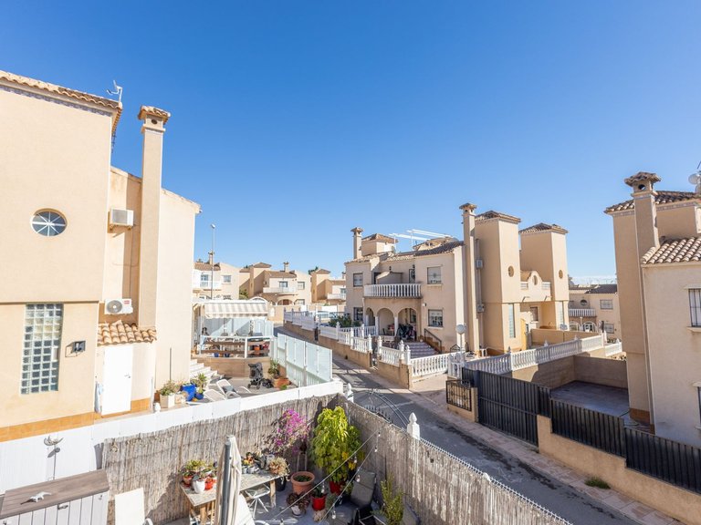 Town House for Sale in Costa Blanca Villamartin, Alicante 21