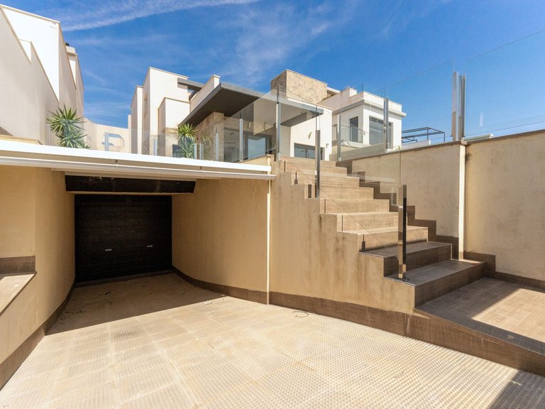 Villa for Sale in Inland San Miguel De Salinas, Alicante 22