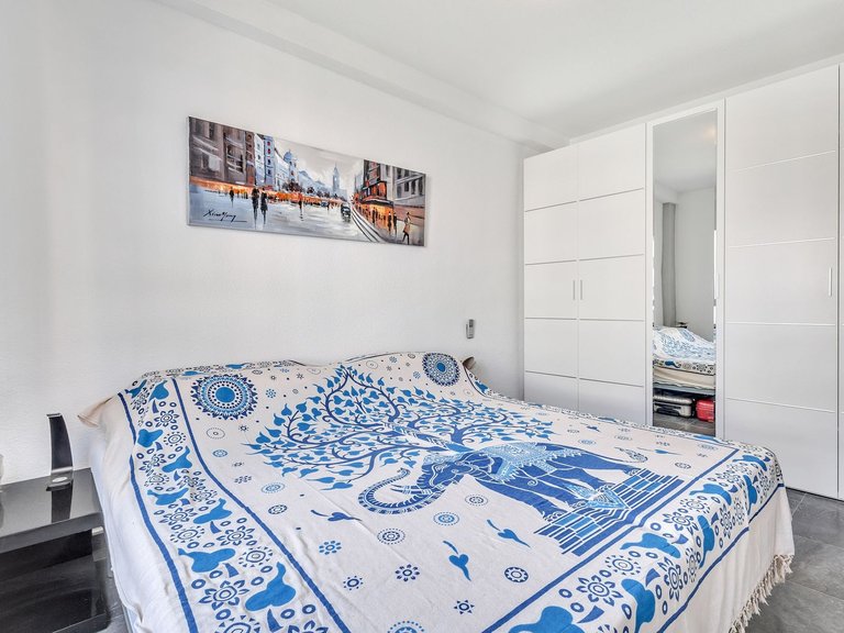 Apartment for Sale in Costa Blanca Torrevieja, Alicante 18