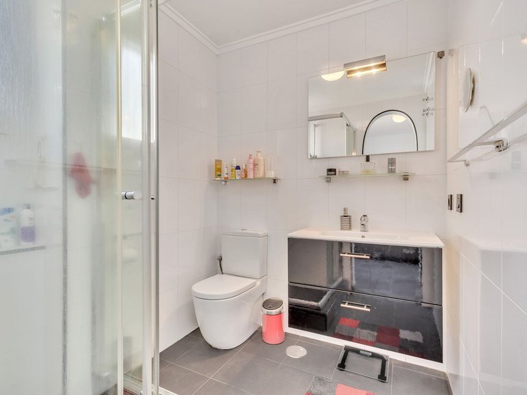 Apartment for Sale in Costa Blanca Torrevieja, Alicante 26
