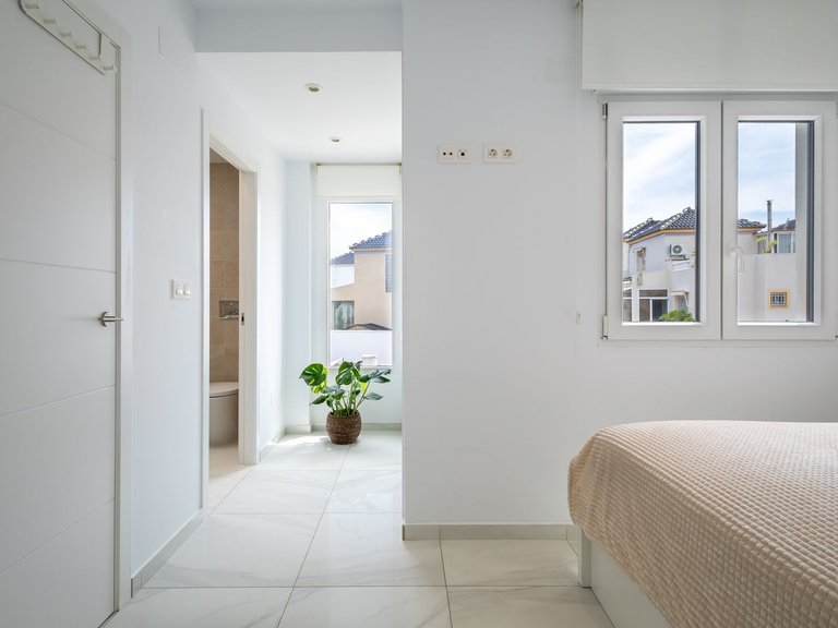 Town House for Sale in Costa Blanca Los Balcones, Alicante 28