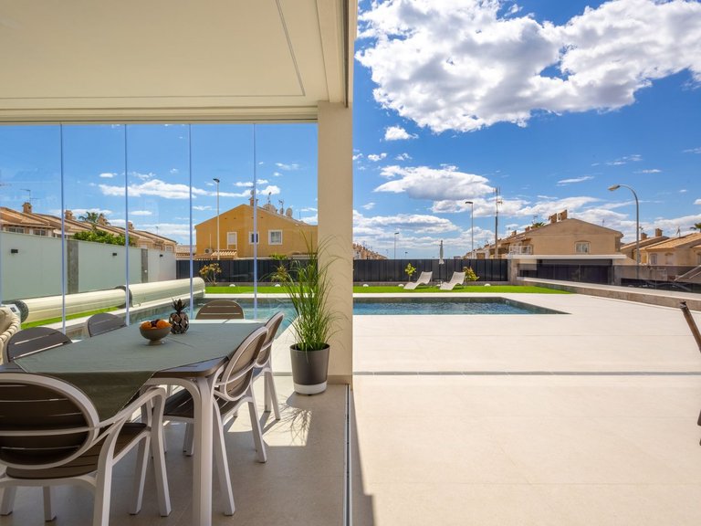 Villa for Sale in Costa Blanca Torrevieja, Alicante 22