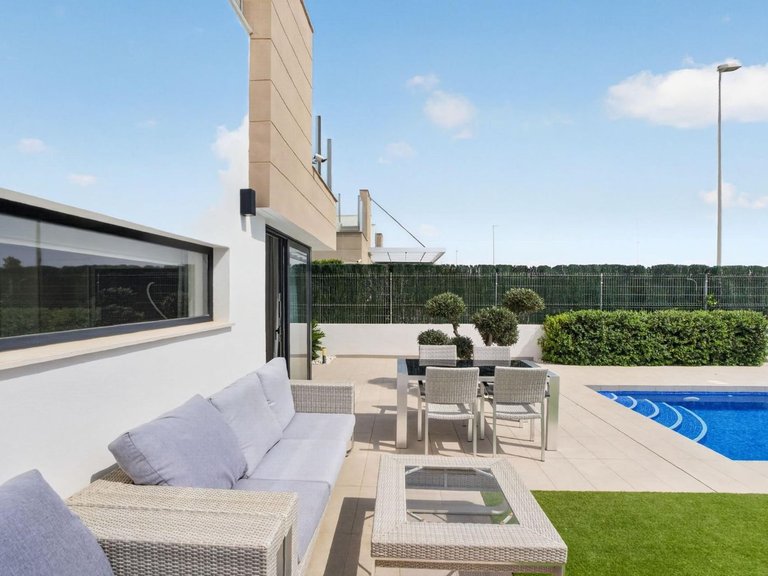 Villa for Sale in Costa Blanca Guardamar Del Segura, Alicante 5
