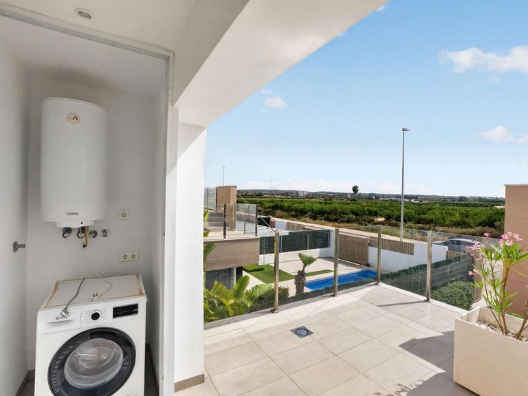 Villa for Sale in Costa Blanca Guardamar Del Segura, Alicante 29