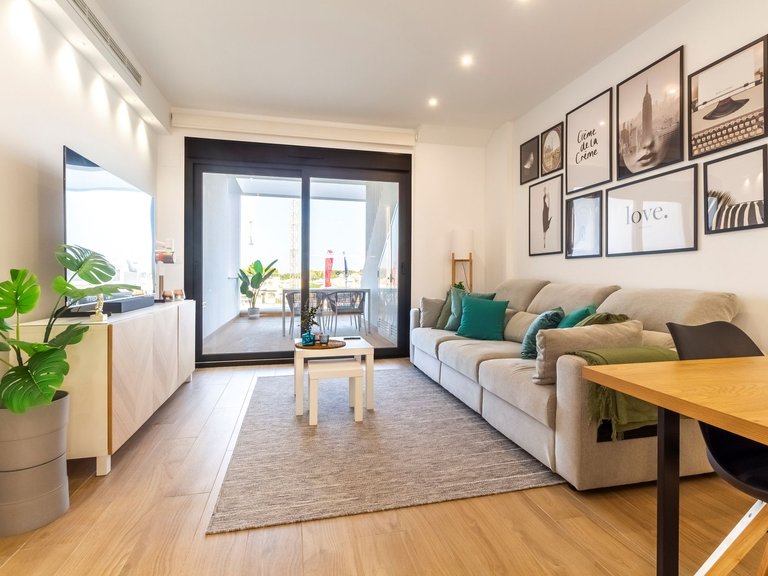 Apartment for Sale in Costa Blanca Los Balcones, Alicante 2
