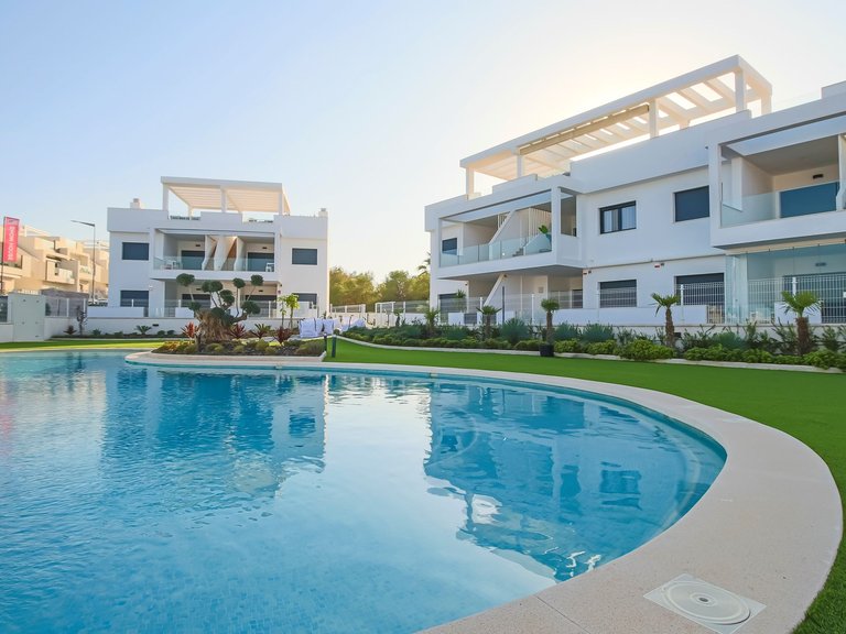 Apartment for Sale in Costa Blanca Los Balcones, Alicante 27