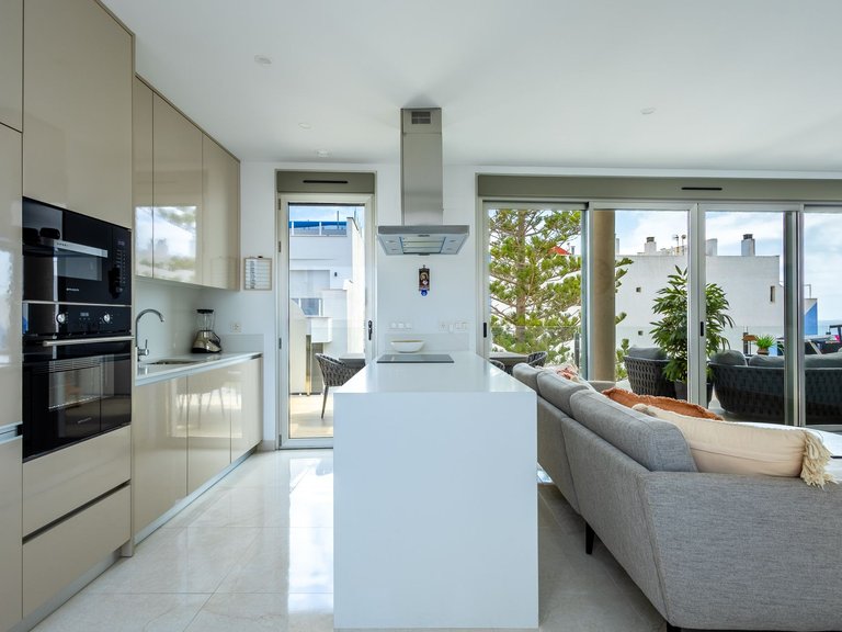 Apartment for Sale in Costa Blanca Torrevieja, Alicante 5