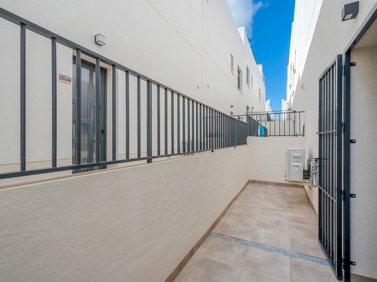 Apartment for Sale in San Miguel De Salinas, Alicante 24
