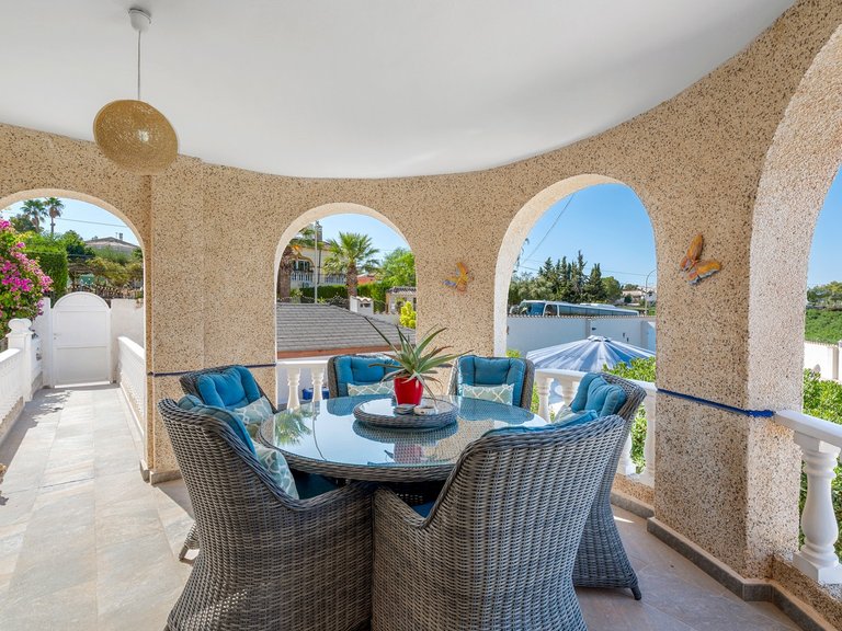 Villa for Sale in Inland Almoradi, Alicante 10