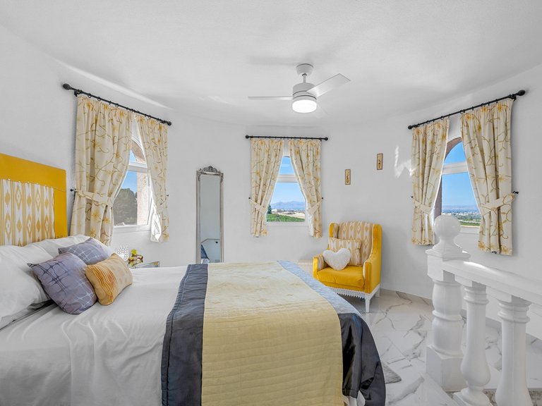 Villa for Sale in Inland Almoradi, Alicante 21