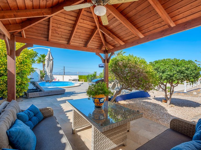 Villa for Sale in Inland Almoradi, Alicante 50