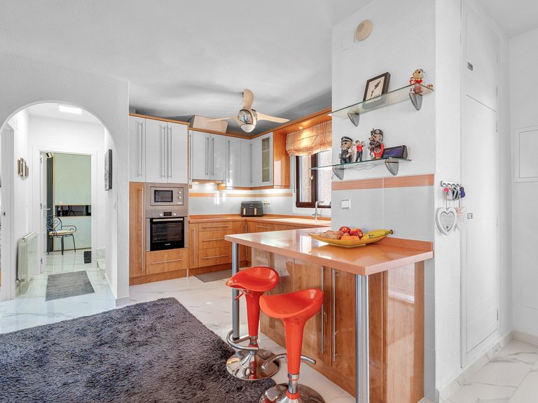 Villa for Sale in Inland Almoradi, Alicante 18