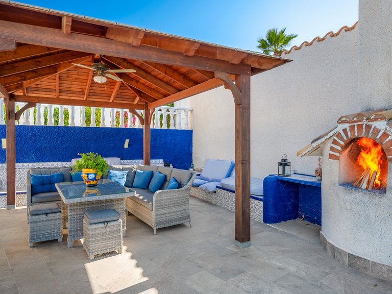 Villa for Sale in Inland Almoradi, Alicante 49