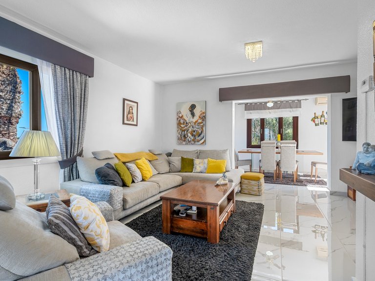 Villa for Sale in Inland Almoradi, Alicante 12