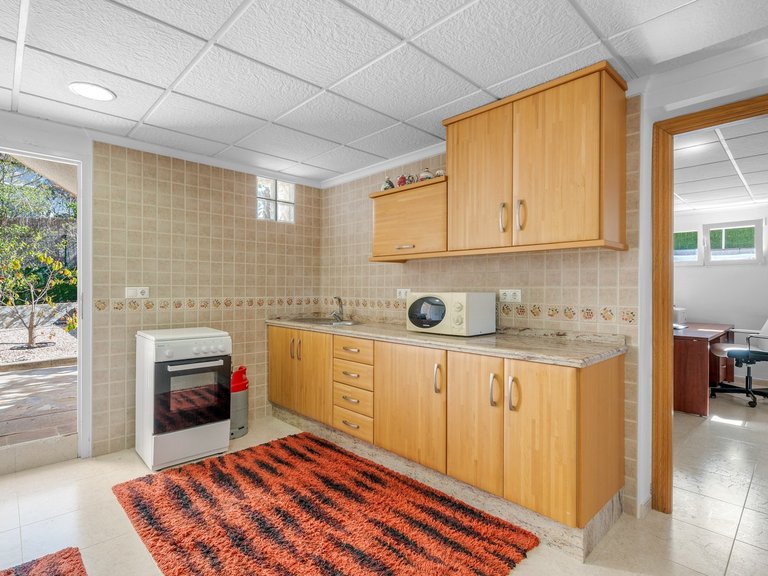 Villa for Sale in Inland Almoradi, Alicante 34