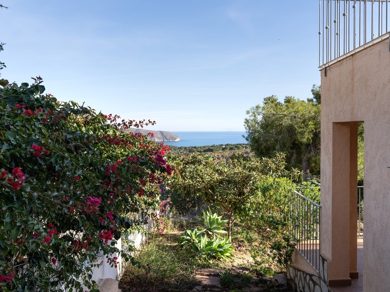 Villa for Sale in Benimeit, Moraira, Alicante 37