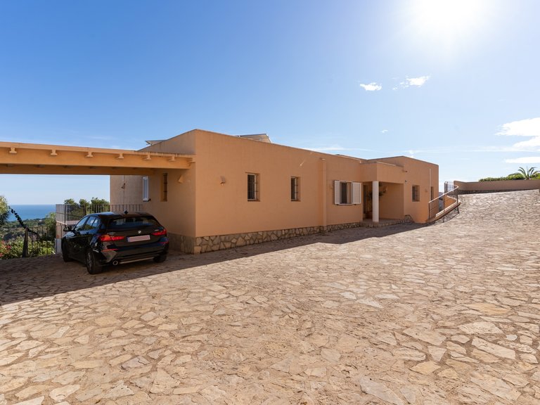 Villa for Sale in Benimeit, Moraira, Alicante 31