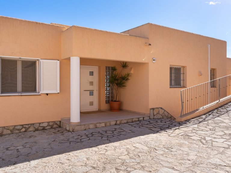 Villa for Sale in Benimeit, Moraira, Alicante 32