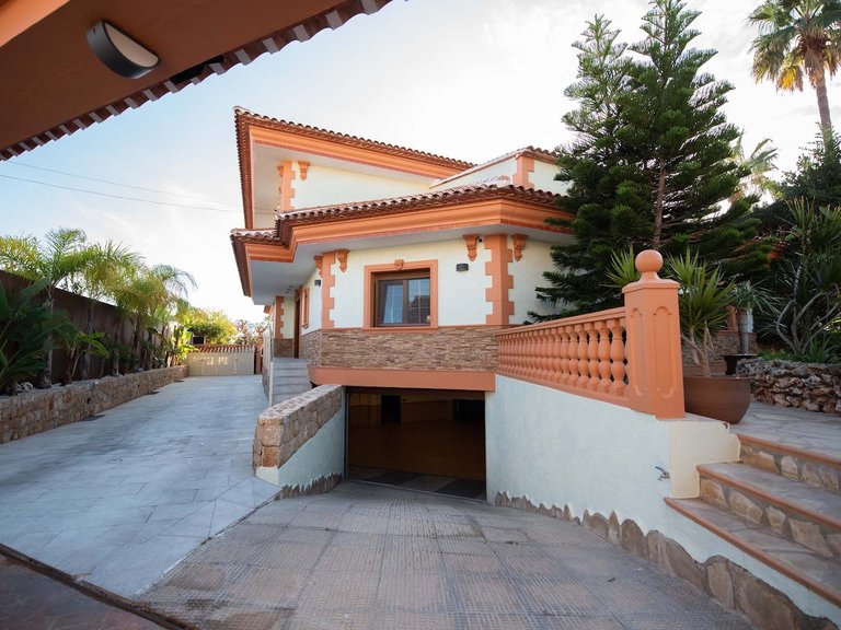 Villa for Sale in Calpe, Alicante 39