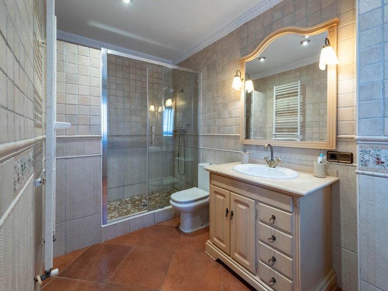 Villa for Sale in Calpe, Alicante 28