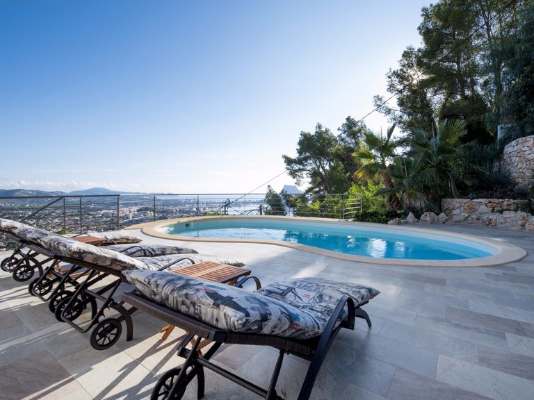 Villa for Sale in Maryvilla, Calpe, Alicante 28