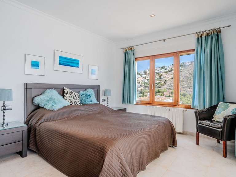 Villa for Sale in La Arnella, Moraira, Alicante 15