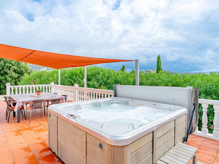 Villa for Sale in El Tesoro, Moraira, Alicante 5