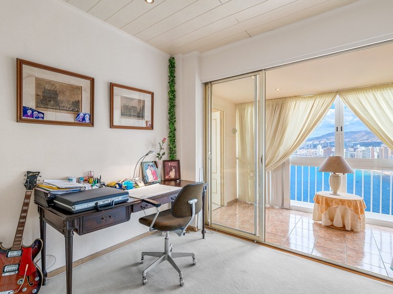 Apartment for Sale in Benidorm, Alicante 32