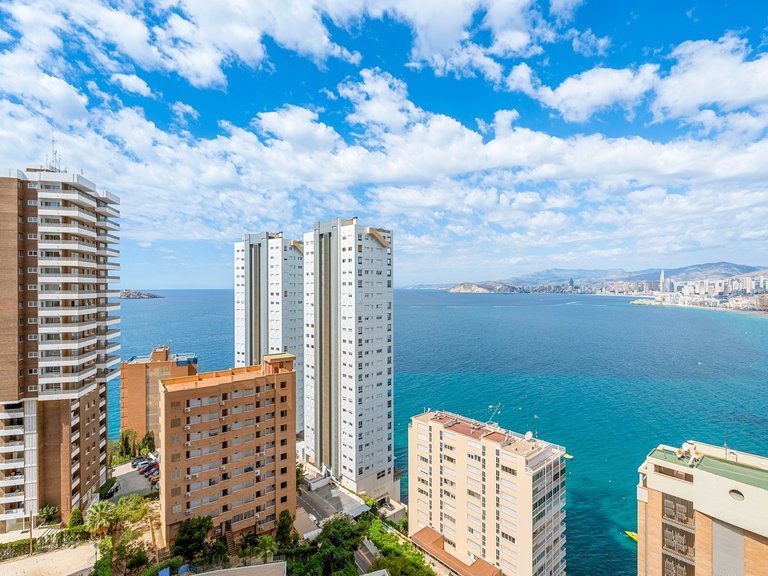 Apartment for Sale in Benidorm, Alicante 48