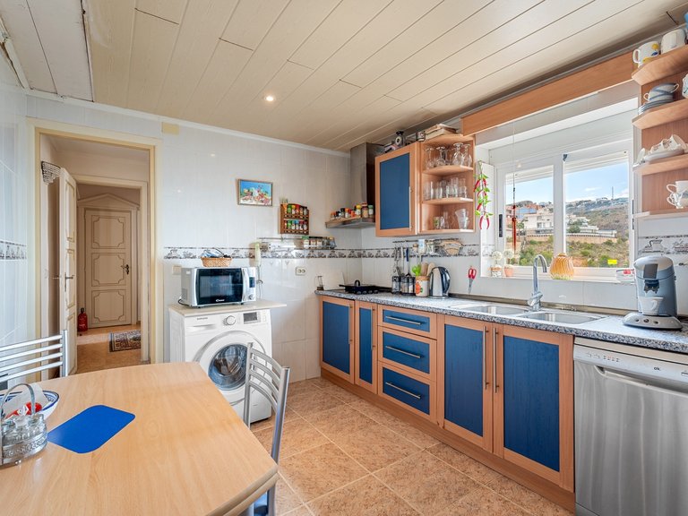 Apartment for Sale in Benidorm, Alicante 28