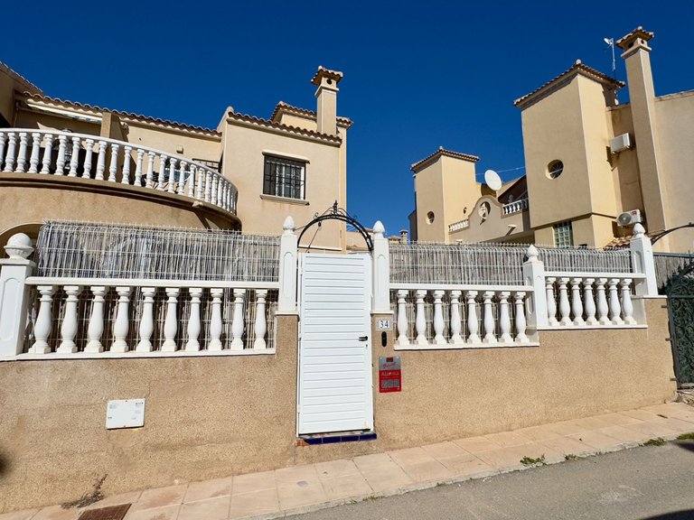 Villa for Sale in Costa Blanca Orihuela Costa, Alicante 4