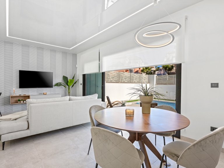 Villa for Sale in Costa Blanca Orihuela Costa, Alicante 10