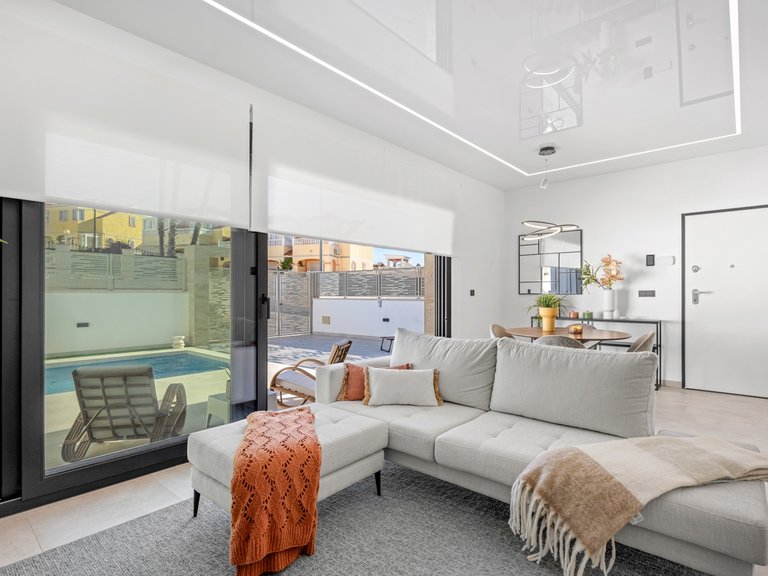 Villa for Sale in Costa Blanca Orihuela Costa, Alicante 11