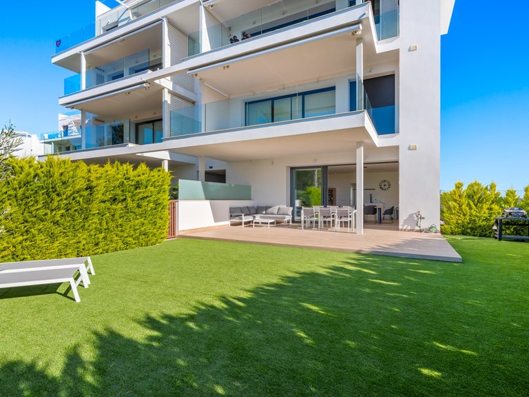 Penthouse for Sale in Las Colinas Golf, Alicante 1